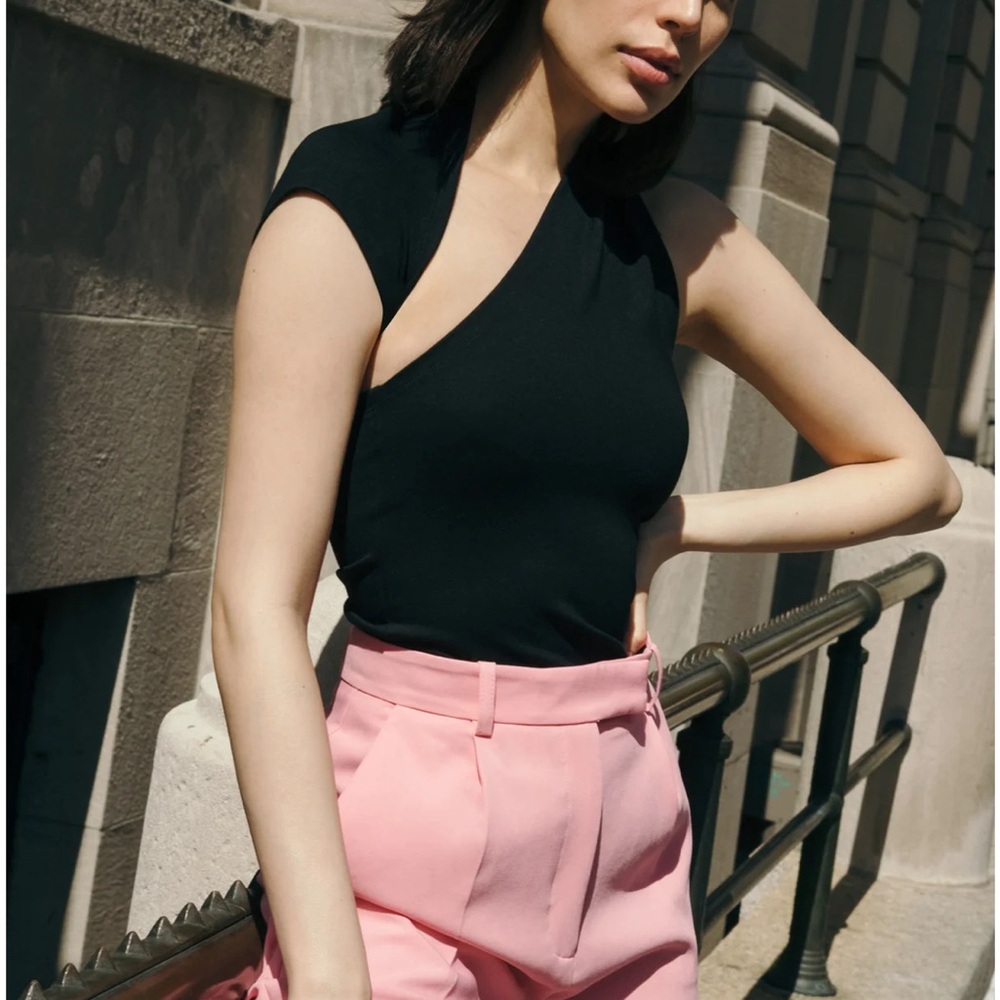 Marcella Manhattan Sleeveless Top